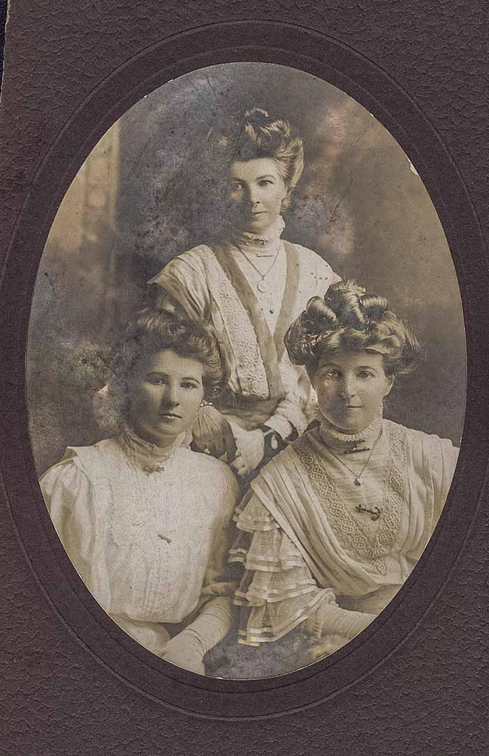 Family Heritage & Family Photo Restoration